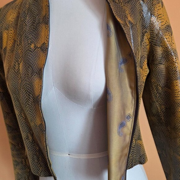 Jacket - Picture 4 of 7